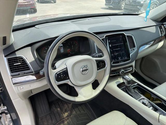 2019 Volvo XC90 T6 Momentum