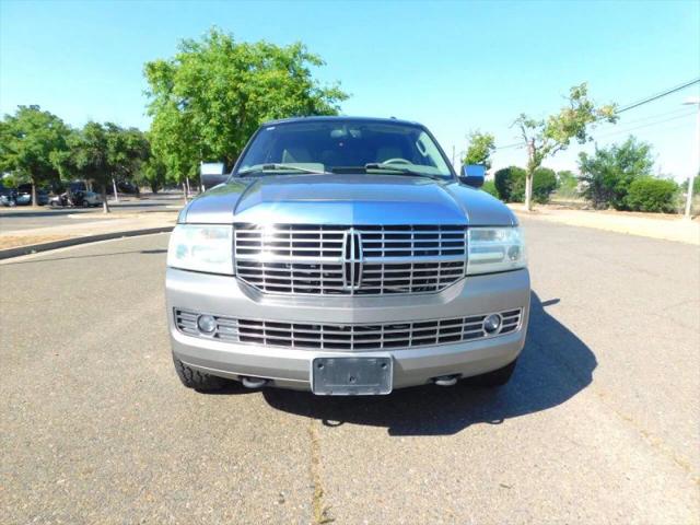 2008 Lincoln Navigator Base