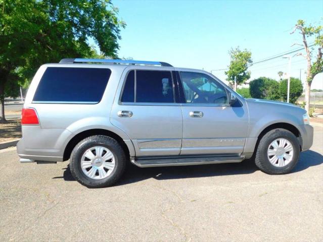 2008 Lincoln Navigator Base