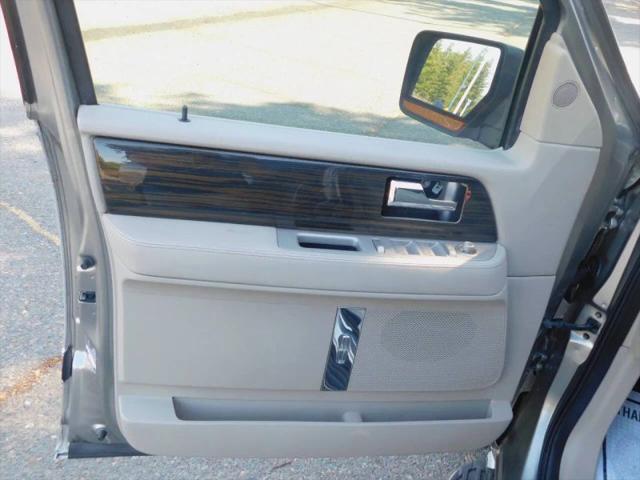 2008 Lincoln Navigator Base