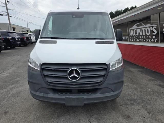 2022 Mercedes-Benz Sprinter 1500 Standard Roof I4