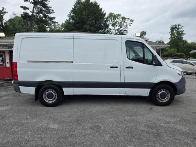 2022 Mercedes-Benz Sprinter 1500 Standard Roof I4