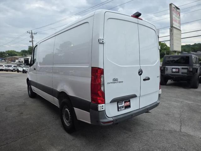 2022 Mercedes-Benz Sprinter 1500 Standard Roof I4