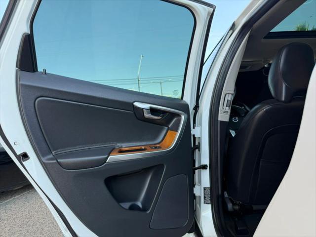 2017 Volvo XC60 T5 Inscription