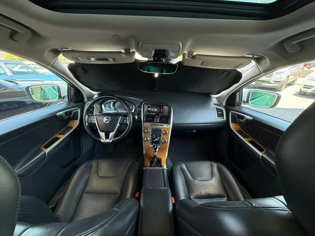 2017 Volvo XC60 T5 Inscription