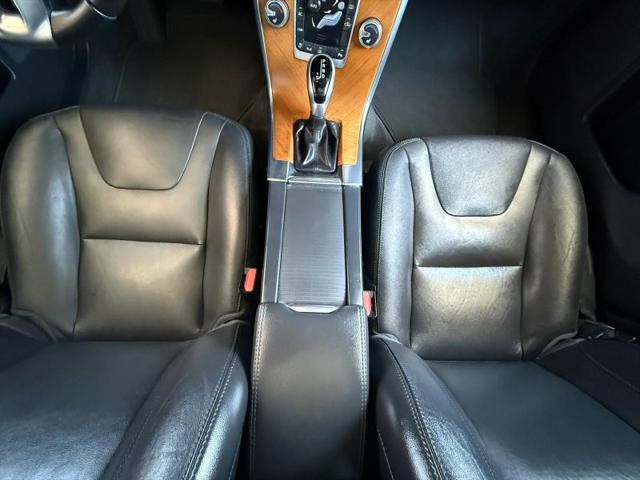 2017 Volvo XC60 T5 Inscription
