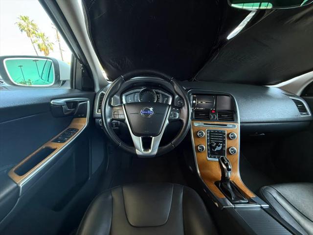 2017 Volvo XC60 T5 Inscription