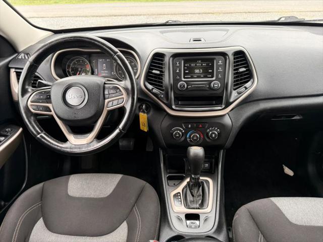 2017 Jeep Cherokee Altitude FWD