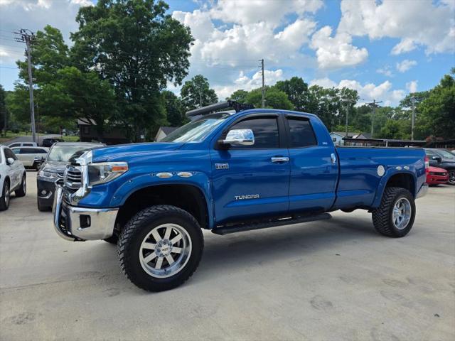 2017 Toyota Tundra SR5 5.7L V8