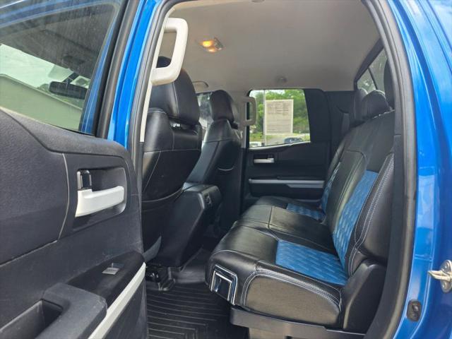 2017 Toyota Tundra SR5 5.7L V8