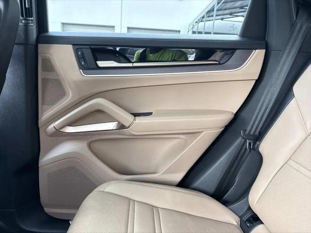 2024 Porsche Cayenne Cayenne