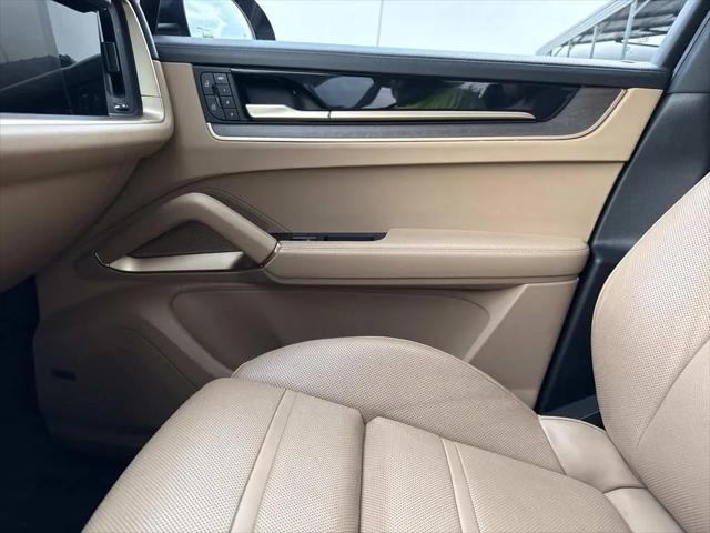 2024 Porsche Cayenne Cayenne