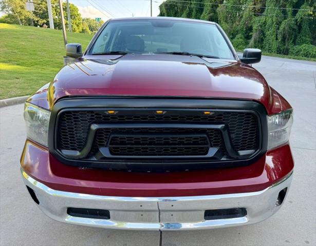 2022 Ram 1500 Classic SLT Crew Cab 4x2 5'7" Box