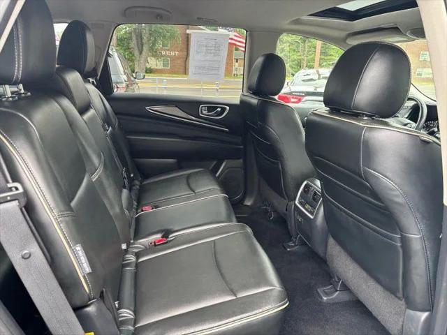 2019 INFINITI QX60 LUXE