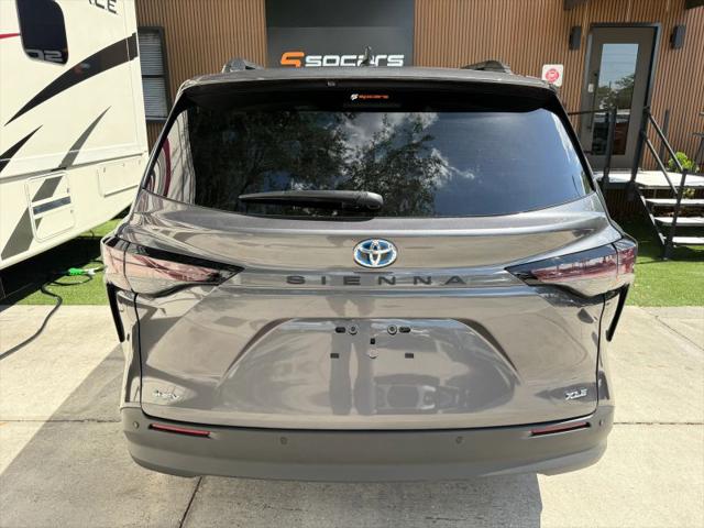 2025 Toyota Sienna XLE
