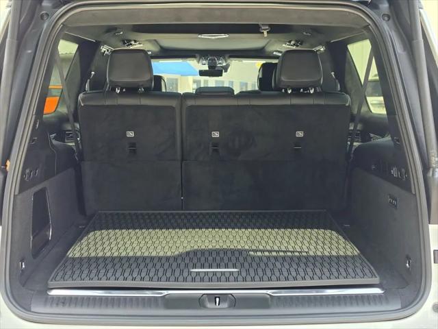 2026 Jeep Grand Wagoneer L Summit Reserve 4x4