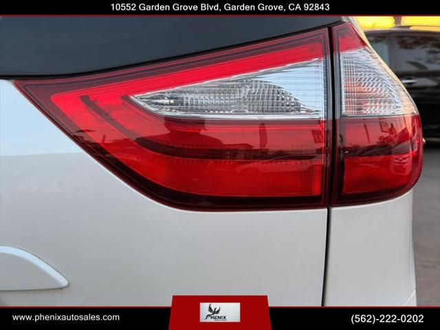 2015 Toyota Sienna XLE 8 Passenger