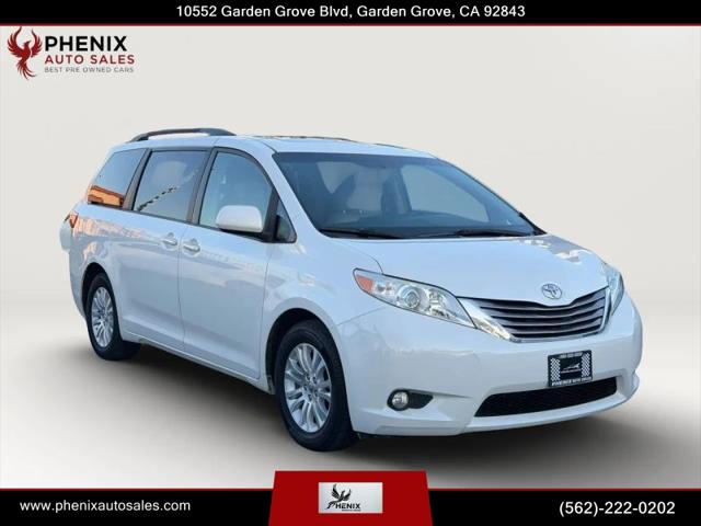 2015 Toyota Sienna XLE 8 Passenger for sale in Garden Grove, CA
