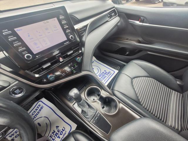 2022 Toyota Camry SE Nightshade Edition