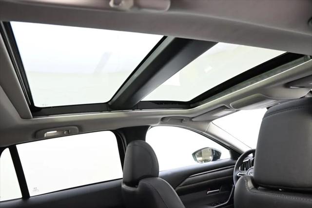 2025 Mazda CX-50 Hybrid Premium Package