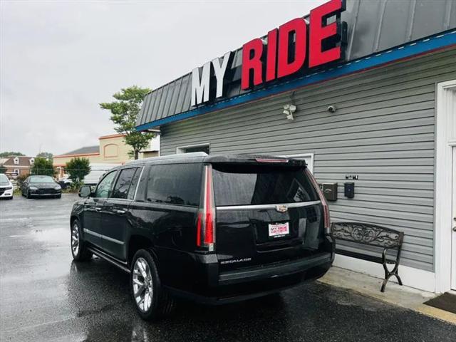 2017 Cadillac Escalade ESV Premium Luxury