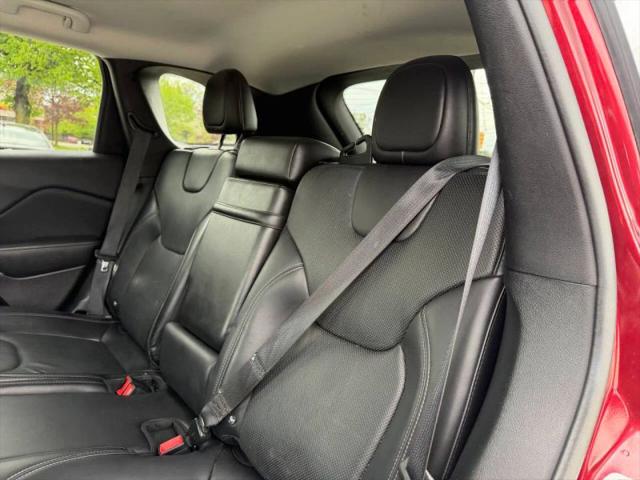 2019 Jeep Cherokee Limited FWD
