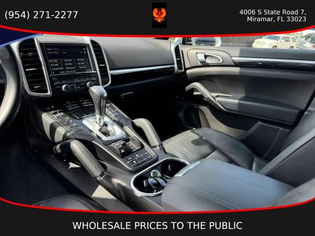 2016 Porsche Cayenne Base