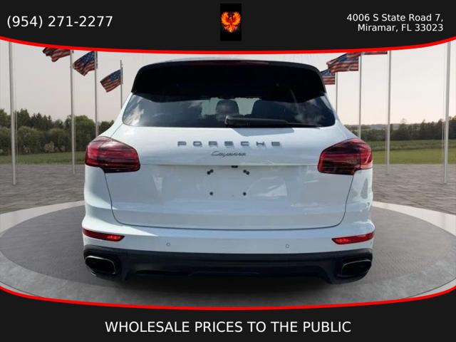2016 Porsche Cayenne Base