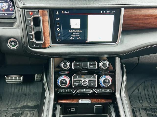 2023 GMC Yukon XL 4WD Denali Ultimate