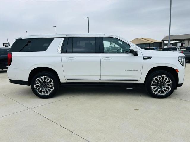 2023 GMC Yukon XL 4WD Denali Ultimate