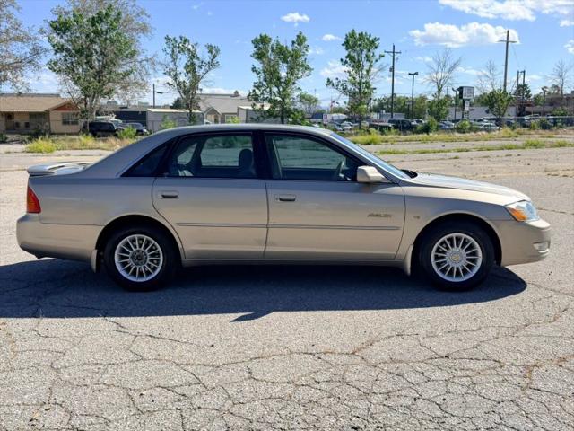 2000 Toyota Avalon XL