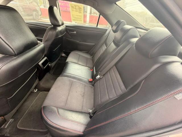 2017 Toyota Camry SE
