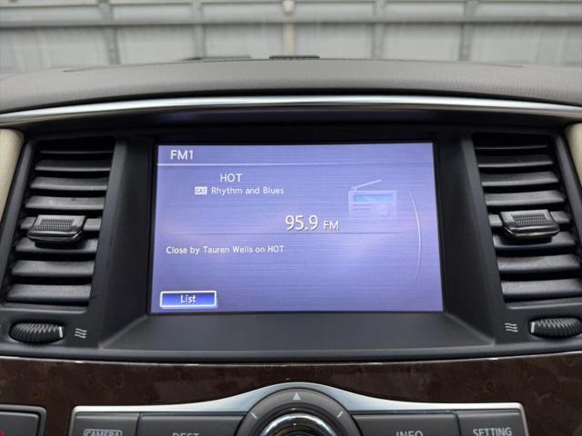 2016 INFINITI QX80 Base