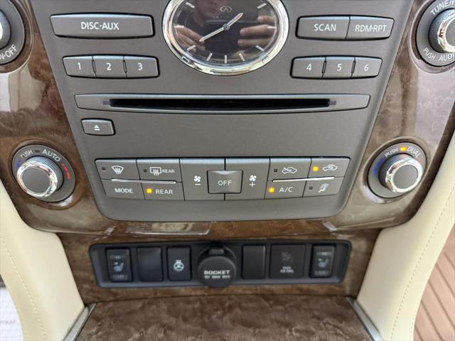 2016 INFINITI QX80 Base