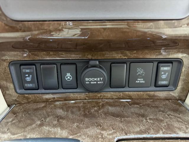 2016 INFINITI QX80 Base