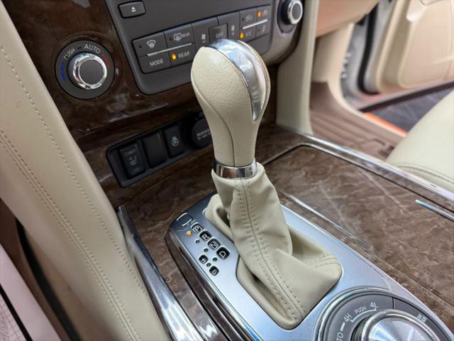 2016 INFINITI QX80 Base