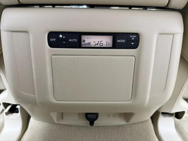 2016 INFINITI QX80 Base