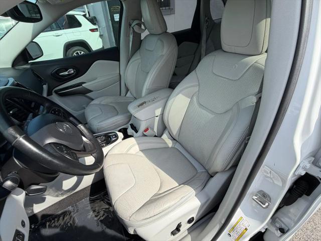 2019 Jeep Cherokee Limited FWD