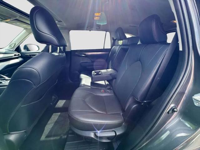 2021 Toyota Highlander Limited