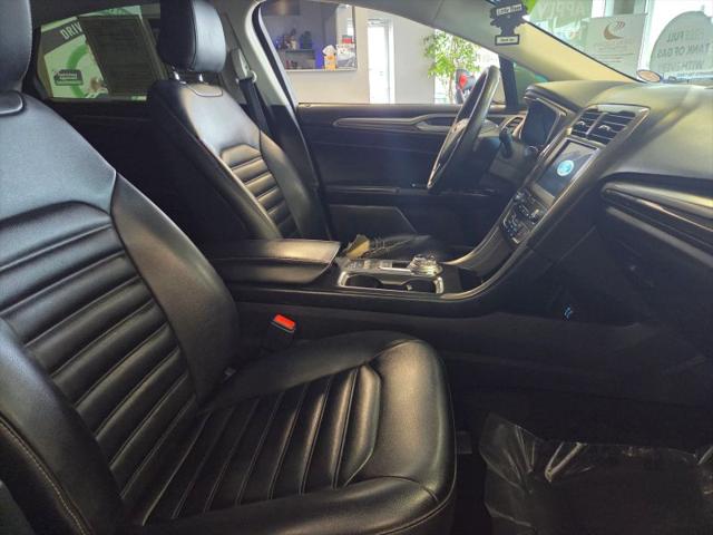 2020 Ford Fusion SEL
