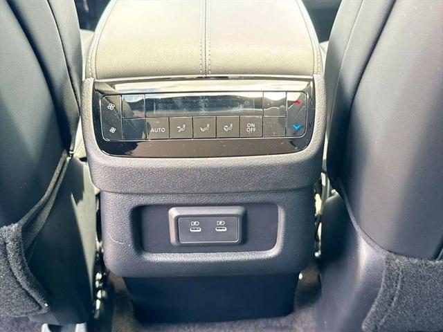 2027 INFINITI QX60 PURE