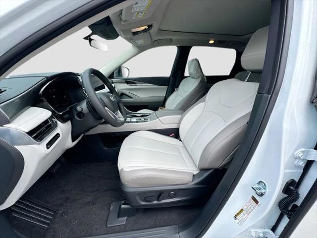 2027 INFINITI QX60 PURE