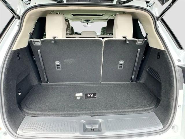 2027 INFINITI QX60 PURE