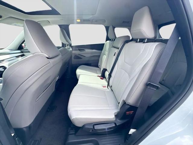2027 INFINITI QX60 PURE