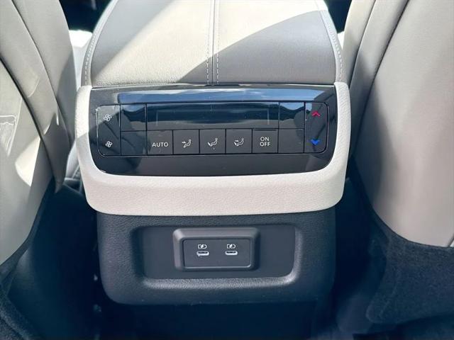 2027 INFINITI QX60 PURE