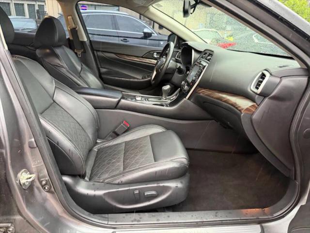 2017 Nissan Maxima 3.5 Platinum