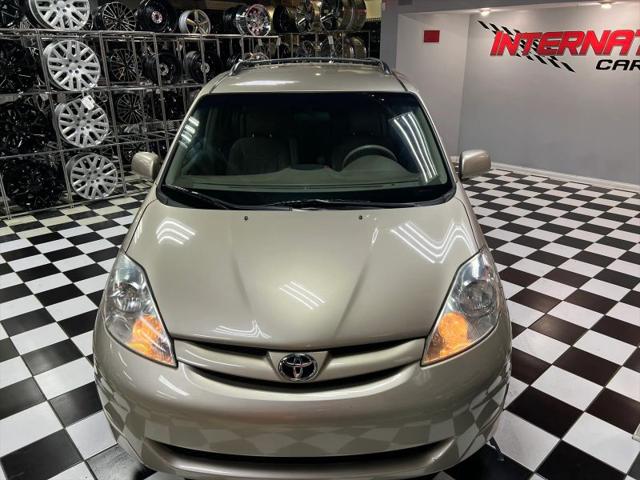 2006 Toyota Sienna XLE