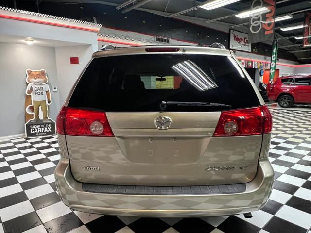 2006 Toyota Sienna XLE
