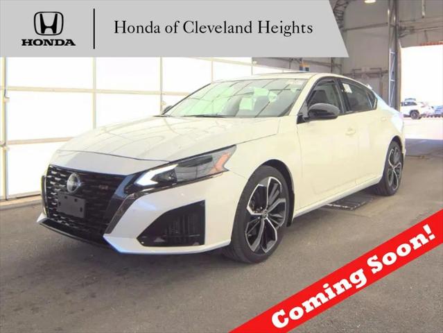 2023 Nissan Altima SR Intelligent AWD for sale in Cleveland Heights, OH