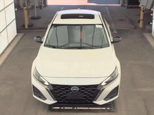 2023 Nissan Altima SR Intelligent AWD
